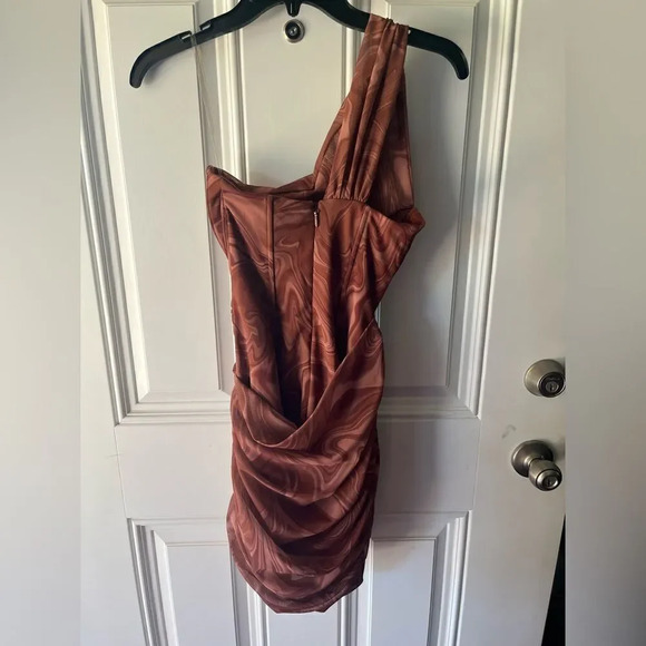 House of CB Clementine Cutout Ruched One Shoulder Corset Swirl Print Mini Dress - Picture 5 of 9